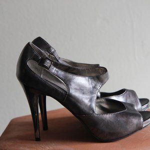 Carlos Santana Pewter Gray Metallic High Heel Pumps US Size 8